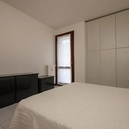 Wanda * Gardone Riviera